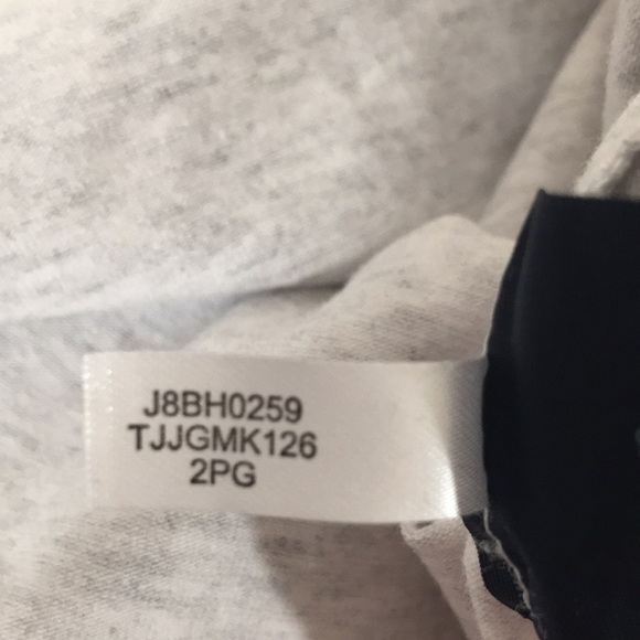 TOMMY HILFIGER Anchor Print Scoop Neck Graphic Tee - Picture 7 of 8